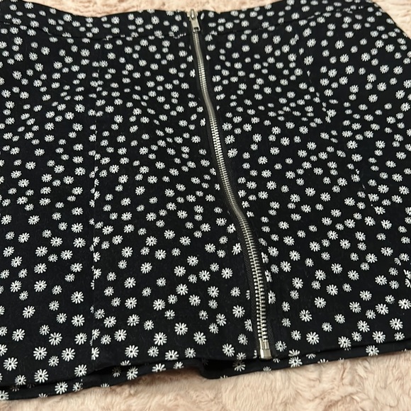 Floral print skirt - Picture 2 of 10